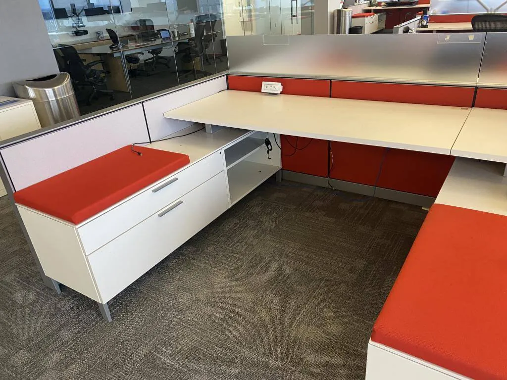 Herman Miller Canvas