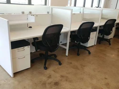 AIS Matrix 60x30 Used Cubicles