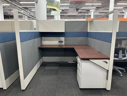 Haworth Compose Cherry 6x6 Preowned Cubicles